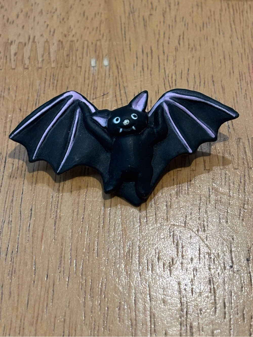 Vintage Fun World Division S. Lehman Halloween whimsical vampire bat brooch